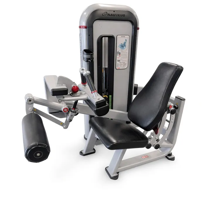 Seated leg curl